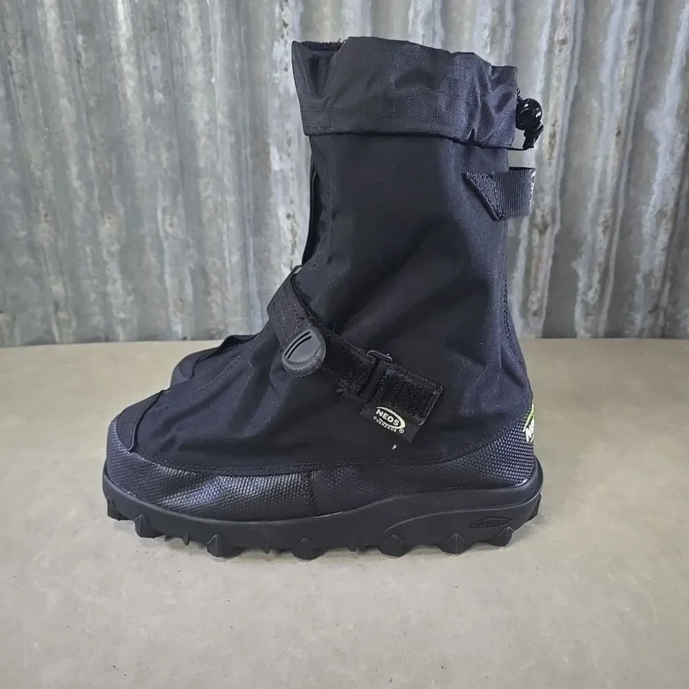 Neos Voyager Glacier Trek Cleats Overshoes Black Waterproof Sz M (US7.5-9)